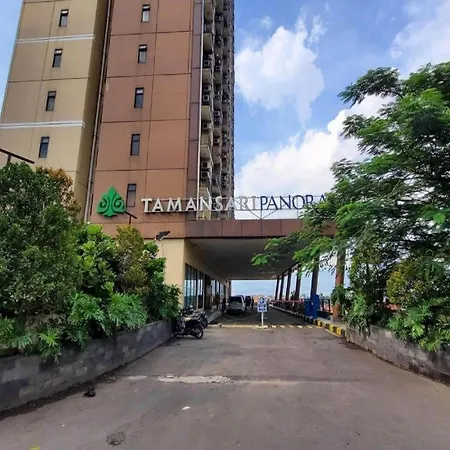 Oyo 93925 Tamansari Panoramic Apartment By Asgard
